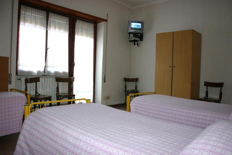 Albergo Anna Ciampino Buitenkant foto