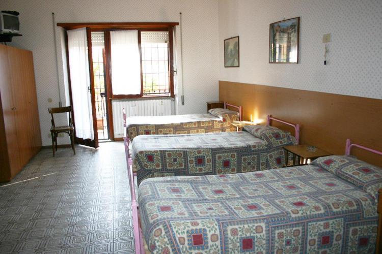 Albergo Anna Ciampino Buitenkant foto